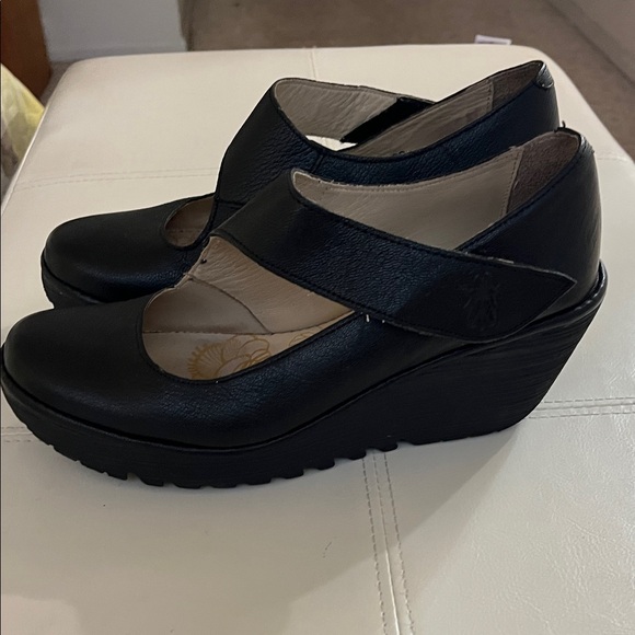 FLY London Women's Black Leather Mary Jane Wedge - Picture 2 of 4